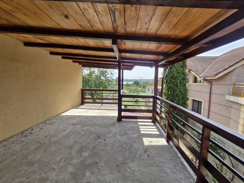 Drobeta Turnu Severin casa 7 camere si teren 1800mp