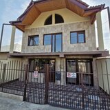 Drobeta Turnu Severin casa 7 camere si teren 1800mp